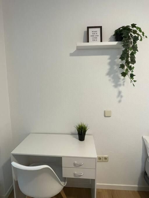 Juan Pantoja, Apartamento Para 2 En Metro Alvarado Madrid Exteriér fotografie