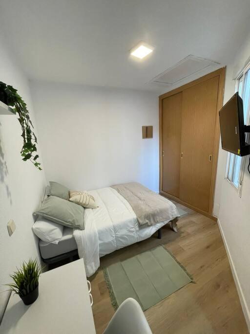 Juan Pantoja, Apartamento Para 2 En Metro Alvarado Madrid Exteriér fotografie